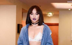 Khiến khán giả đỏ mặt vì diện nội y dự sự kiện, Mai Ngô lên tiếng