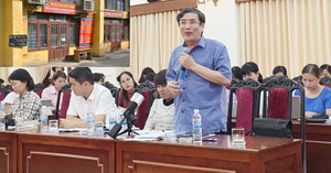 Lo lắng bùng phát trung tâm luyện thi trắc nghiệm, Vụ trưởng Giáo dục Trung học lên tiếng