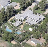 Căn nhà Angelina Jolie mới chuyển đến có giá thuê hơn 630 triệu đồng/tháng