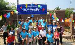 BIDV Metlife chung tay xây thêm mái ấm cho hộ nghèo tỉnh Phú Thọ