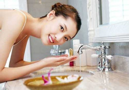 Đánh giá của khách hàng về sản phẩm trị mụn Medi White