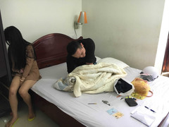 Quen nhau tại quán bar, đôi tình nhân mang ma tuý đá vào khách sạn sử dụng