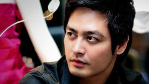 Nói là làm, MC Phan Anh đóng góp 500 triệu giúp đỡ đồng bào gặp lũ lụt miền Trung