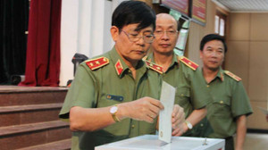 Học viện An ninh nhân dân quyên góp ủng hộ đồng bào miền Trung