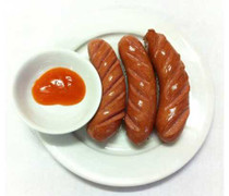 Điều khủng khiếp gì xảy ra khi ăn một chiếc xúc xích mỗi ngày?