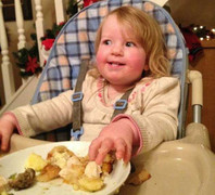 Mẹ khóa trái bếp vì con mắc hội chứng ăn đến chết