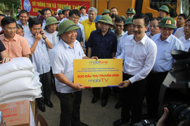 MobiFone ủng hộ đồng bào vùng lũ tại Hà Tĩnh và Quảng Bình