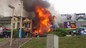 Cha và con gái chết cháy trong ngôi nhà rực lửa ở Đà Nẵng