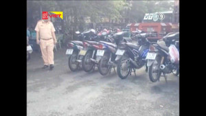 Lập hội kín trên mạng xã hội, tổ chức đua xe đêm 'sa lưới' cảnh sát