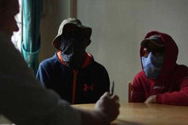 Bí ẩn cuộc sống cặp vợ chồng sát thủ từng hạ hàng trăm tội phạm ma túy ở Philippines