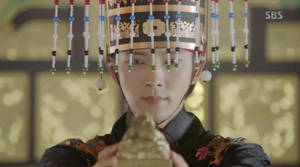 Tập 18 'Người tình ánh trăng': Lên ngôi hoàng đế, Tứ hoàng tử Wang So sẽ trở nên tàn bạo?