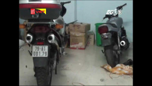 Chủ xe bỏ lại 2 môtô phân khối lớn trị giá gần 500 triệu trên tàu hỏa