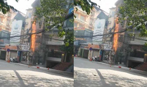 Cột điện bốc cháy ngùn ngụt trên phố Hà Nội