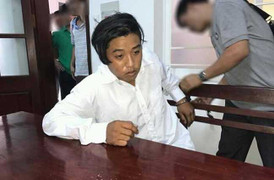 Khởi tố kẻ sát hại vợ con cán bộ huyện