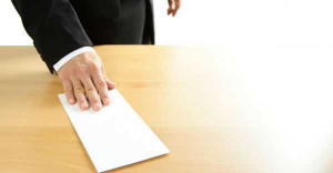 2 lãnh đạo xã ở Phú Quốc xin nghỉ việc vì nợ đầm đìa