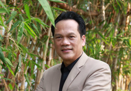 Nghệ sĩ Hồ Tú - Kẻ hành xác muộn màng