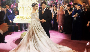 Choáng váng trước bộ váy cô dâu 13 tỷ trong đám cưới con gái đại gia dầu mỏ