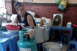 Đại diện Sở Văn hoá-Thể thao Hà Nội lên tiếng về quán bún chửi vô văn hoá