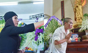 Phi Nhung – Phương Thanh rơi nước mắt viếng nghệ sĩ Út Bạch Lan