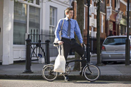 Điểm danh những khoản chi khó 'móc' tiền của giới trẻ