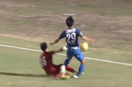 Cổ động viên đòi HLV Hữu Thắng đuổi Quế Ngọc Hải khỏi tuyển Việt Nam