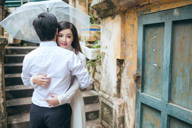 Hot girl Thanh Thảo đẹp dịu dàng trong bộ ảnh cưới đậm chất thu Hà Nội