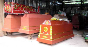 Chuyện quái dị và rợn tóc gáy ở Sài thành: Giả chết trong quan tài để lấy may