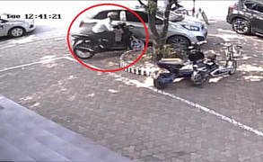 Clip bẻ khóa trộm xe SH và tẩu thoát trong chưa đầy 15 giây ở Hà Nội