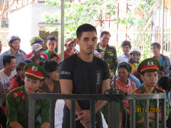 Thách thức bạn nhậu, người chết, kẻ đi tù