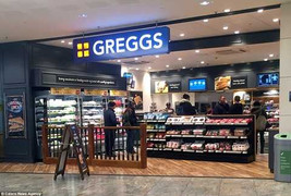 Black Friday: Lý do khiến nhiều trung tâm mua sắm ở Anh 'vắng như chùa Bà Đanh'