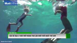 Bé 3 tuổi trở thành thợ lặn nhỏ tuổi nhất thế giới