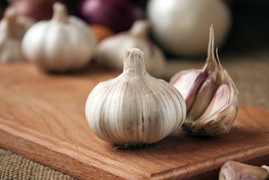 Nghiên cứu mới: Đàn ông ăn nhiều tỏi có mùi hấp dẫn phụ nữ