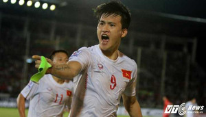Công Vinh có nên giã từ tuyển Việt Nam sau AFF Cup 2016?