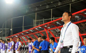 HLV Hữu Thắng, Alfred Riedl còn quân bài tủ nào chưa dùng?