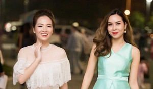 Đan Lê, Lưu Hương Giang quấn quýt đọ vẻ gợi cảm