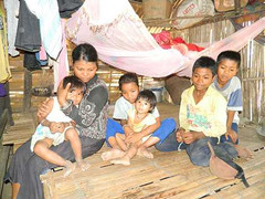 Ngược đời chuyện lấy chồng... trả góp ở Phú Yên