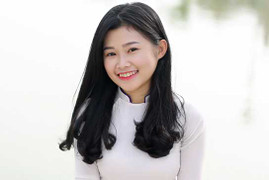 Nét đẹp tinh khôi của nữ sinh Hà Tĩnh với áo dài trắng làm bao chàng trai say đắm