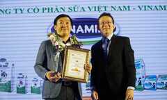 Vinamilk tiếp tục được vinh danh Top 10 thương hiệu 'Tin và Dùng'