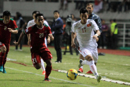 Clip: Bàn thắng gỡ hòa đẳng cấp của Vũ Văn Thanh