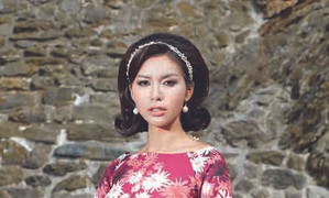 Siêu mẫu Minh Tú hoá thiếu nữ Sài thành thập niên 60 trên đất Pháp