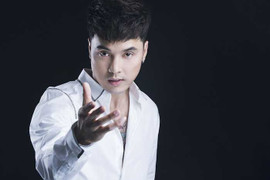 Gần 20 năm làm ca sĩ thần tượng, Ưng Hoàng Phúc vẫn điển trai khiến phái nữ mê mẩn