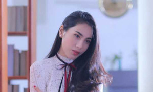 Thủy Tiên kể chuyện tình yêu đẫm nước mắt