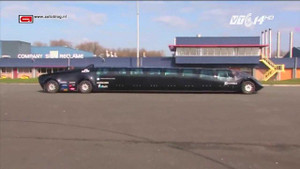 Siêu xe buýt nhanh nhất thế giới đạt tốc độ 250km/h