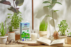 Vinamilk tiên phong cho ra đời Sữa tươi 100% Organic đầu tiên sản xuất tại Việt Nam