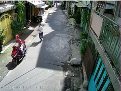 Nam thanh niên xông vào nhà nghệ sỹ cướp của giữa ban ngày ở Sài Gòn