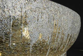 Bồn tắm dát vàng, kim cương gần 3 tỷ đồng đang làm giới nhà giàu điên đảo