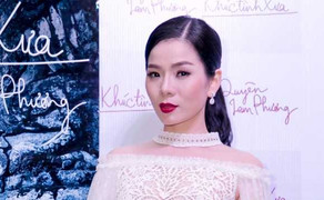 Lệ Quyên diện ren xuyên thấu quyến rũ khó rời mắt