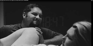 Hành trình vượt cạn của người mẹ chạm đến trái tim