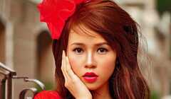 Hot girl Sam khoe vẻ quyến rũ khiến bao chàng trai mê mệt