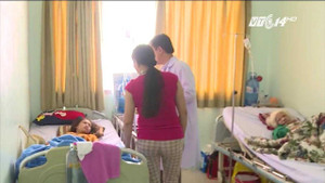 Tiêm chất lạ vào mũi để làm đẹp bị mù mắt, liệt nửa người